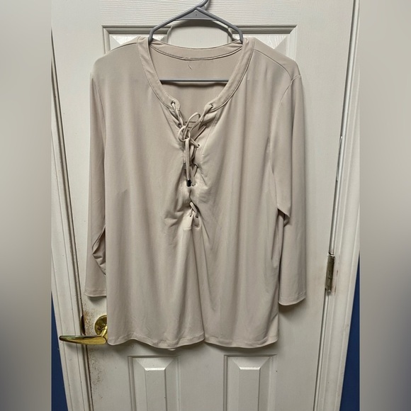 Beige Lace-Up Women's Top by Calvin Klein
XL - Picture 1 of 7